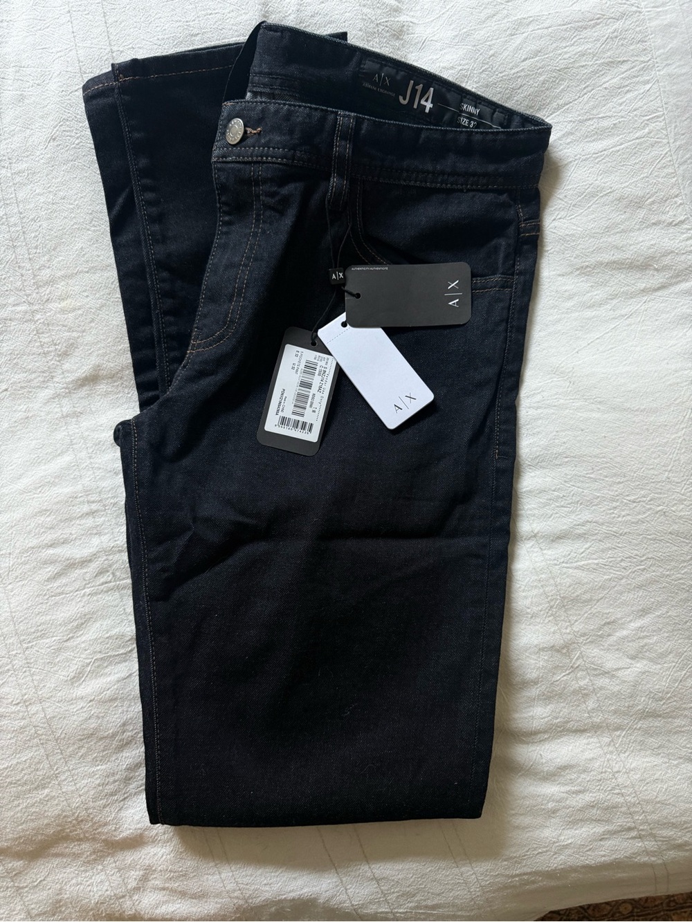 New NWT A/X Armani Exchange Men’s J14 Dark Indigo Denim Skinny Jeans 32x32